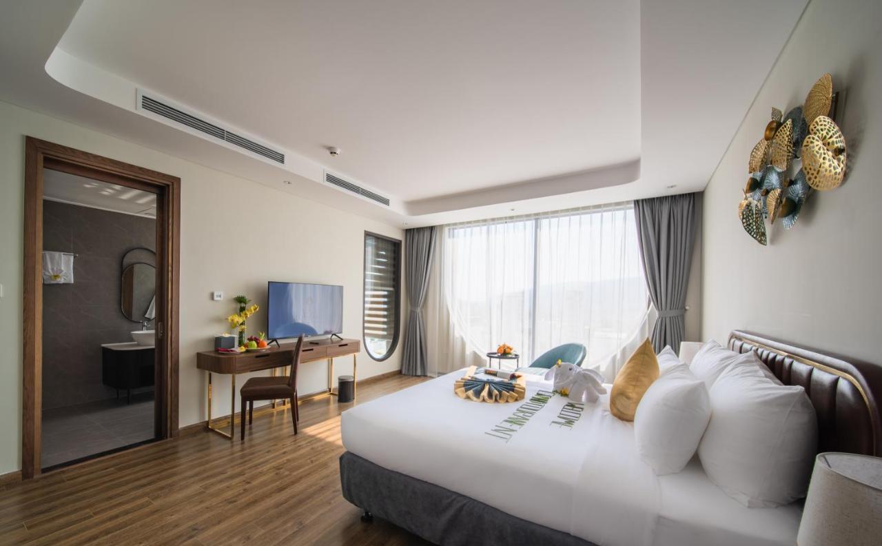 Grand Tourane Nha Trang Hotel Exterior photo