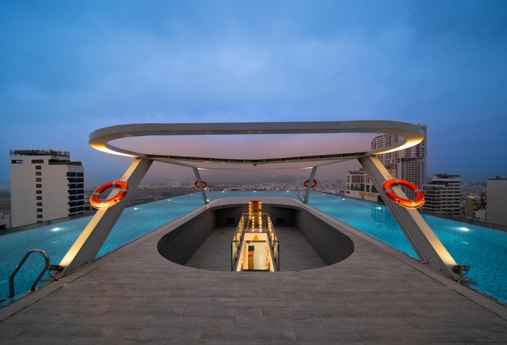 Grand Tourane Nha Trang Hotel Exterior photo