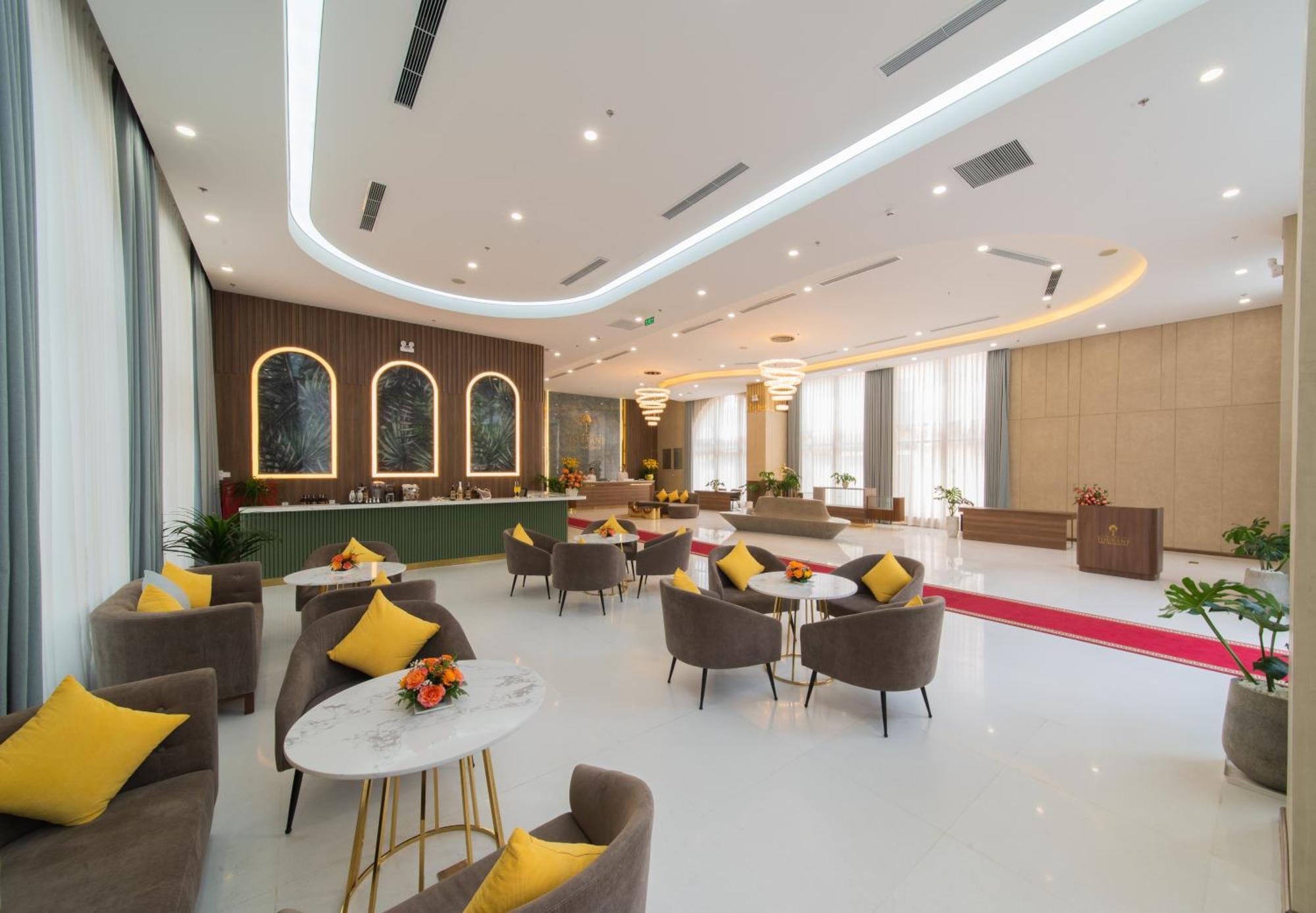 Grand Tourane Nha Trang Hotel Exterior photo