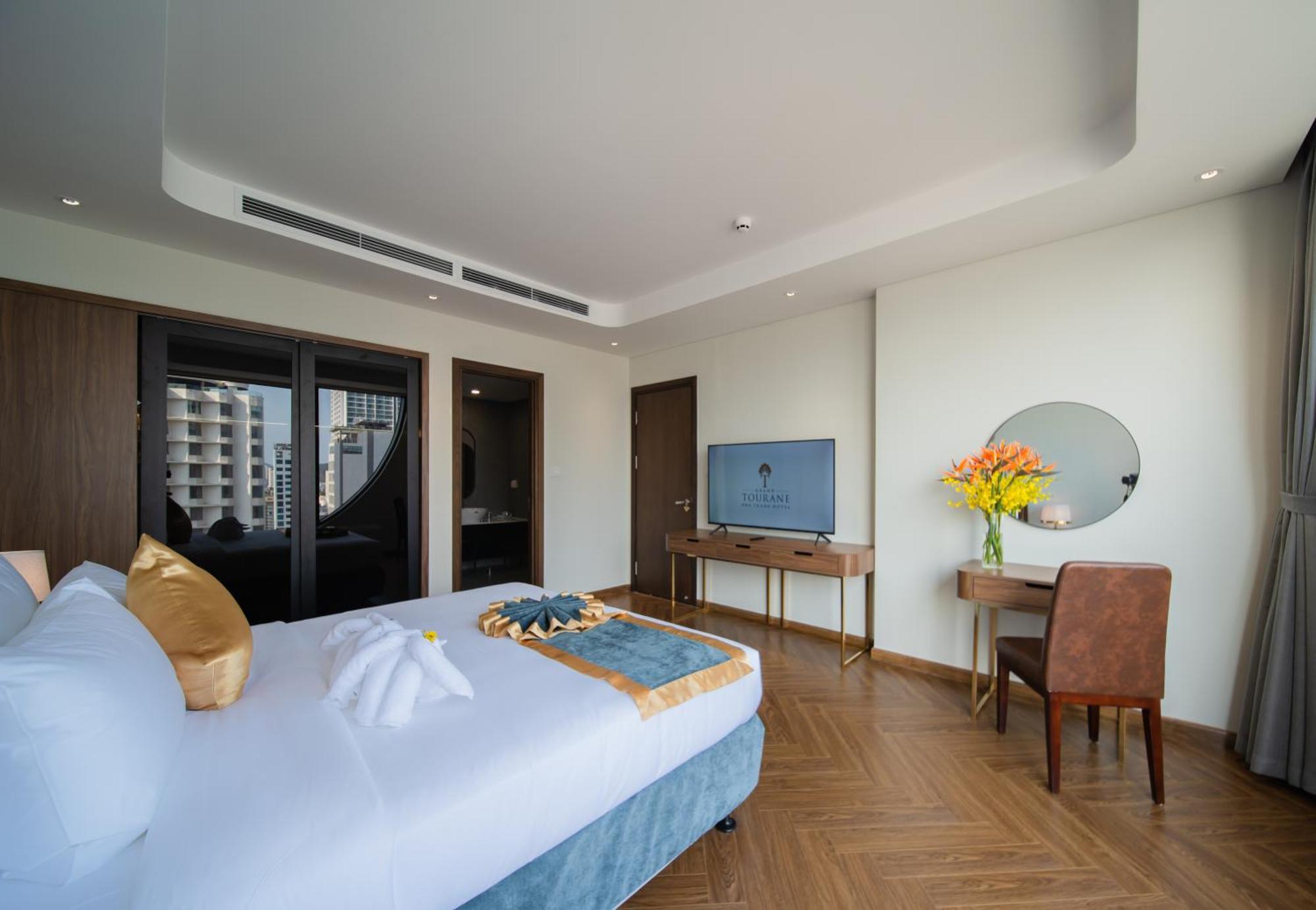 Grand Tourane Nha Trang Hotel Exterior photo