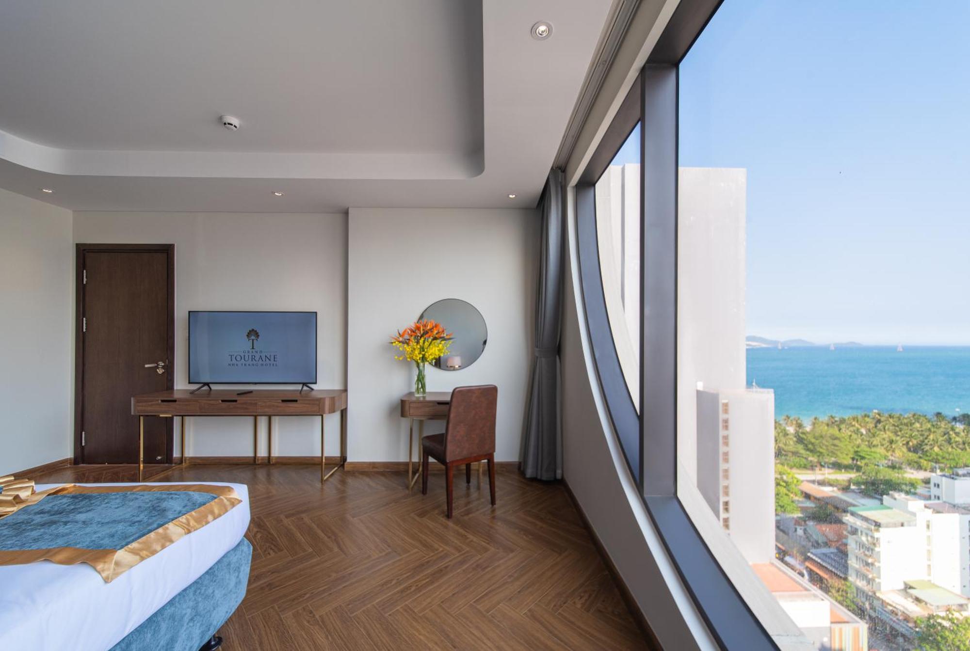 Grand Tourane Nha Trang Hotel Exterior photo